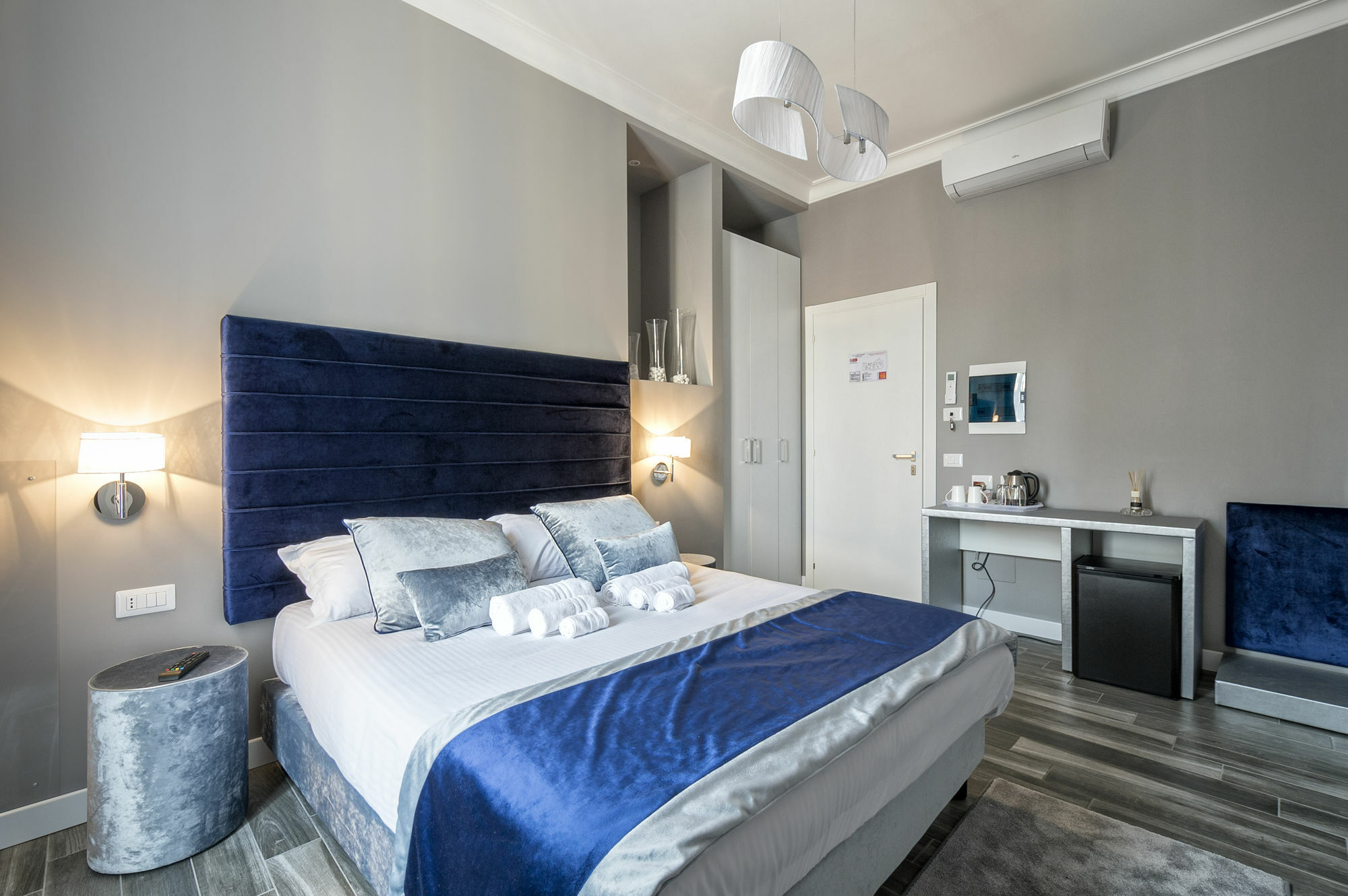 Lea Luxury Rooms Rzym Zewnętrze zdjęcie